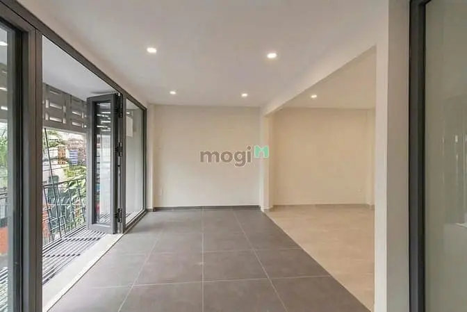 Siêu Phẩm Mặt Tiền Đường Phan Xích Long, Phường 7, Quận Phú Nhuận.