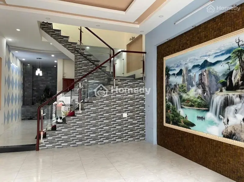 Nhà 3 Tầng Gần Làng Đại Học Thủ Đức - Giá 4.95 Tỳ