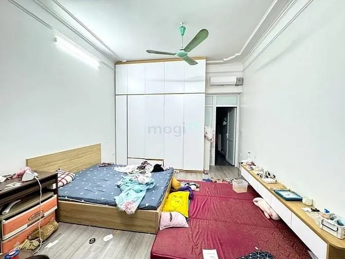 Nhà Hà Đông Mặt Phố Phan Đình Giót, 10.5 Tỷ, 40M2, Lô Góc, Ô Tô Tránh