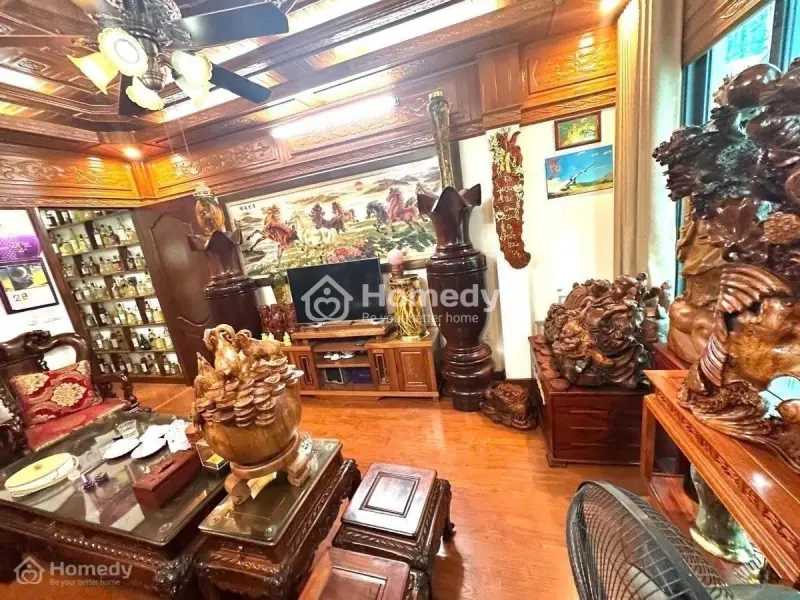 Siêu Phẩm! Phố Hoàng Văn Thái, Gara Ô Tô 7 Chỗ, 2 Thoáng, 46M2, 5T, 18.9 Tỷ.