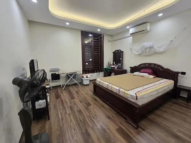 🎉P.lô Cán Bộ-Tư Đình- Cạnh Cổ Linh-134M * 4 Tầng- Ở Yên Tĩnh - Ô Tô Đ