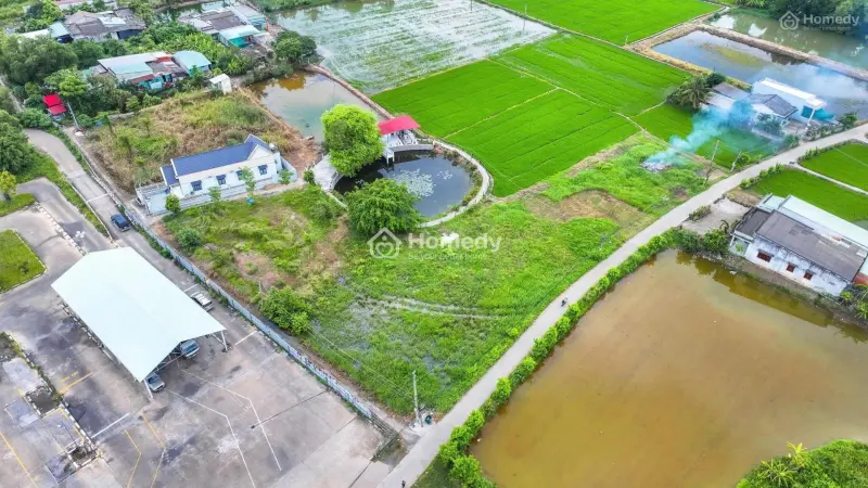 🌟 Bán Gấp Lô Đất Đẹp – Giá Rẻ Thị Trấn Bến Lức, Long An Chỉ Với 2,3 Tỷ 🌟