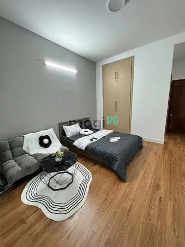 Căn Hộ Full Nội Thất, Tách Bếp, Ban Công Ở Nguyễn Gia Trí Bình Thạnh