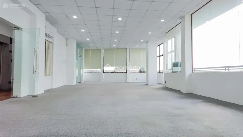 Cho Thuê Sàn Vp 126M2 View Kính Sáng, Nhiều Cửa Sổ Thông Tháng Góc 2 Mt Khu Sân Bay Tân Sơn Nhất