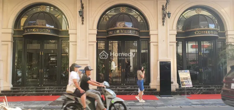 Bán K/S 5 Sao Tại Tt Phố Cổ Hà Nội, Dt 550 M2, 14 Tầng, 120 Phòng