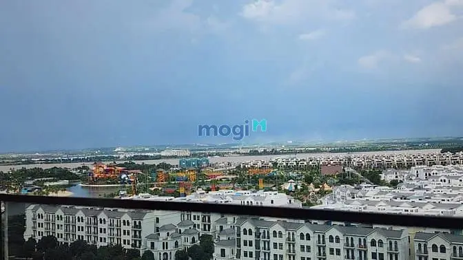 Căn 2Pn2Wc View Triệu Đô - Căn Góc- Giá Tốt - Cao Cấp Nhất Khu Đông