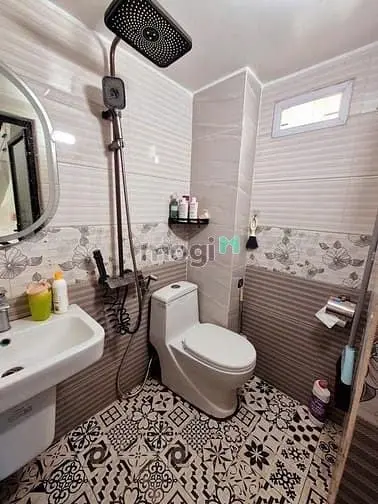 Bán Nhà Phố Bùi Xương Trạch 30M2 , 3 Tầng , Mt 5,3M Giá 6,9 Tỷ