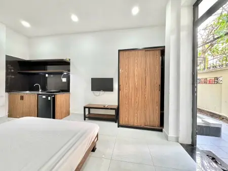 Hoàng Kế Viêm, P.12, Q. Tân Bình (Khu K300) – Phòng Đầy Đủ Nội Thất • Ra Vào Vân Tay • Giờ Giấc T