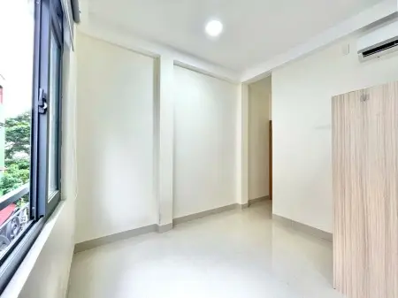 Phòng Cửa Sổ Trời Ngay Bờ Kè Hoàng Sa