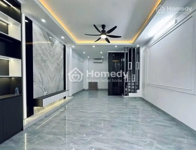 Hàng Bột 👉4 Ngủ -Full Nội Thất -Thang Máy 🚘Đỗ Cửa 📕 Phân Lô