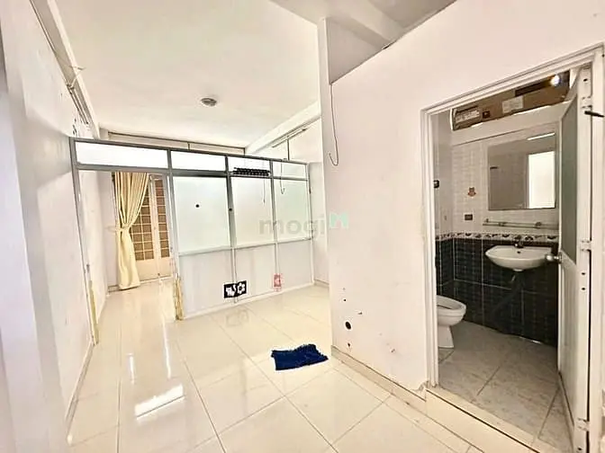 Nhà Mới Đẹp, (4X8M 2L), 138/3A Ngô Quyền Q10