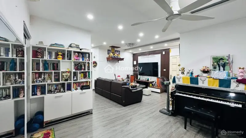 Giảm 500Tr Chủ Cần Bán Gấp Căn Hộ Chung Cư Cầu Giấy 113M2 3Pn 2Wc 2Logia Full Nội Thất