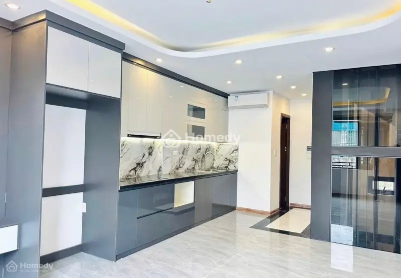 Hàng Bột 👉4 Ngủ -Full Nội Thất -Thang Máy 🚘Đỗ Cửa 📕 Phân Lô