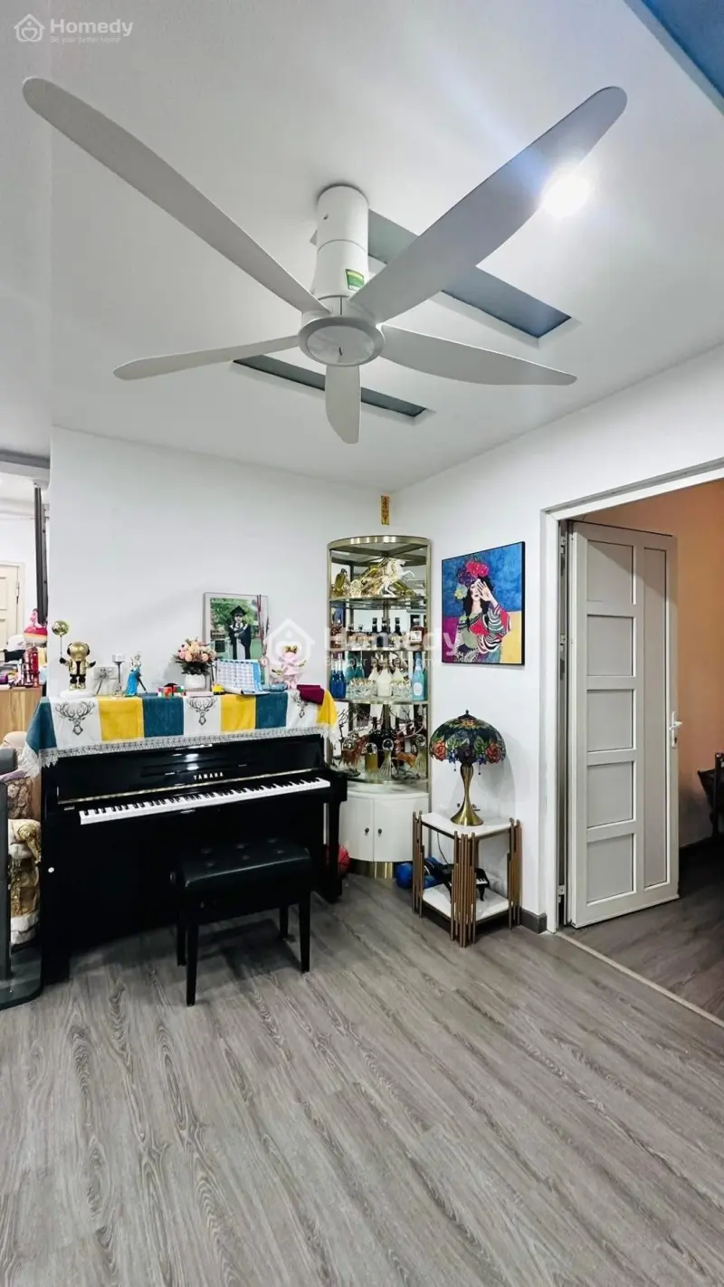 Giảm 500Tr Chủ Cần Bán Gấp Căn Hộ Chung Cư Cầu Giấy 113M2 3Pn 2Wc 2Logia Full Nội Thất