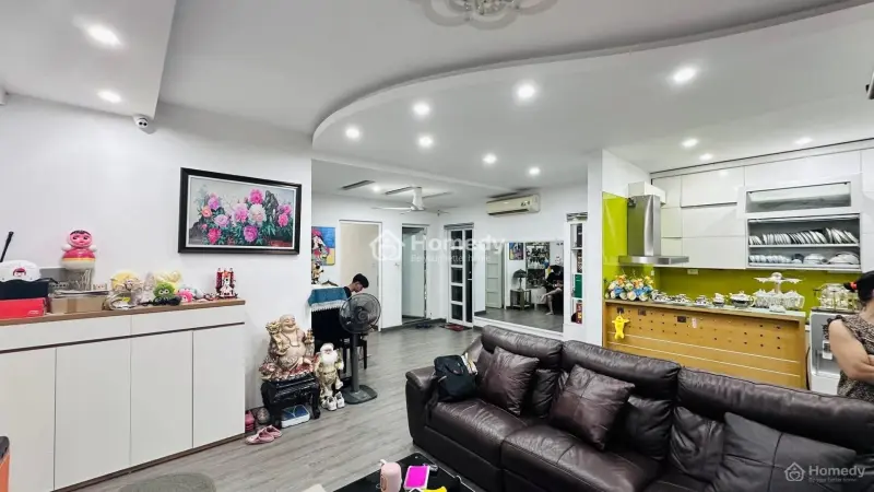 Giảm 500Tr Chủ Cần Bán Gấp Căn Hộ Chung Cư Cầu Giấy 113M2 3Pn 2Wc 2Logia Full Nội Thất