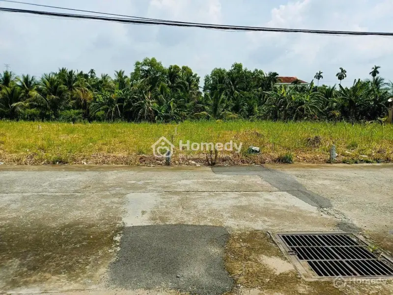 Bán Nền Đất Đẹp - Đối Diện Ủy Ban Phường Sơn Đông Gần Vòng Xoay Tân Thành