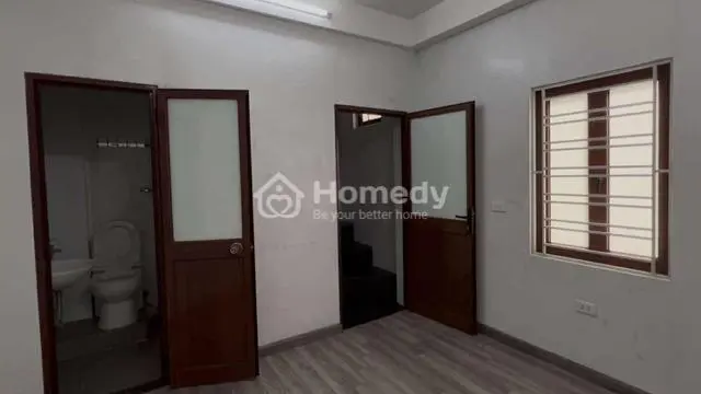 Binhbds Cho Thuê Nhà Hàng Quạt 5 Tầng 15 Triệu / Tháng