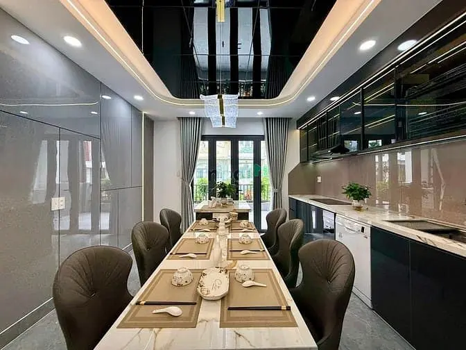 Nhà Sát Gò Vấp Có Thang Máy, Sân Vườn Dt:4X28M, Lửng, 3Lầu, 4Pn, S.thg