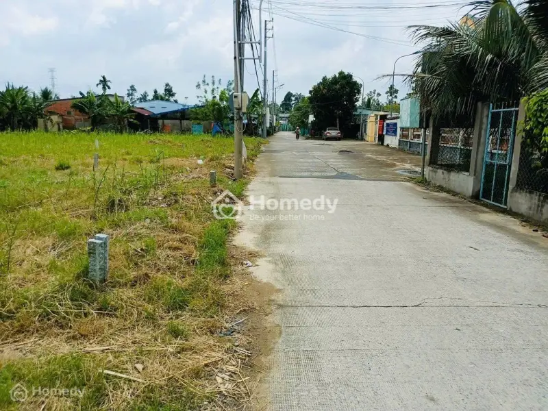 Bán Nền Đất Đẹp - Đối Diện Ủy Ban Phường Sơn Đông Gần Vòng Xoay Tân Thành