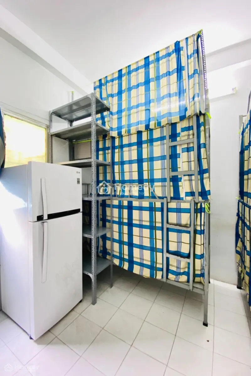 Ở Ghép 900K/Tháng Q4 Cách Vách Đh Nguyễn Tất Thành