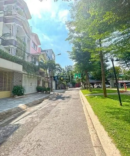 Kèo Thơm - Nhà Phố 2 Lầu St Mặt Tiền Đường Số Chợ Tân Mỹ, Quận 7