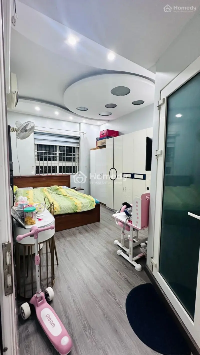 Giảm 500Tr Chủ Cần Bán Gấp Căn Hộ Chung Cư Cầu Giấy 113M2 3Pn 2Wc 2Logia Full Nội Thất