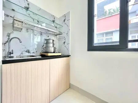 Phòng Cửa Sổ Trời Ngay Bờ Kè Hoàng Sa