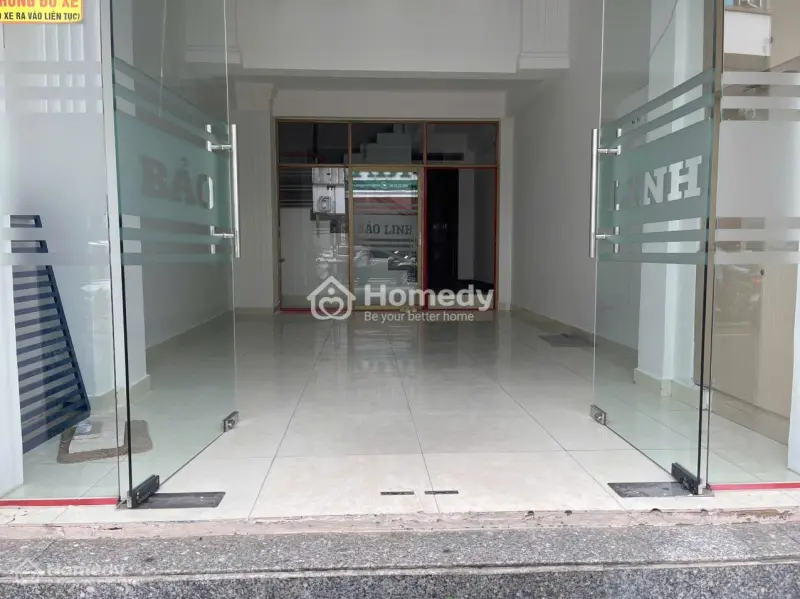 Cho Thuê Nhà Mặt Tiền Đường Huỳnh Văn Bánh, Phú Nhuận Tiện Ở Và Kinh Doanh Với 7Pn, 8Wc Và 1 Mbkd