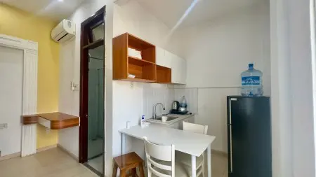 Căn Thang Máy Hầm Xe - Ngay Chợ Tân Định - Công Viên Lê Văn Tám