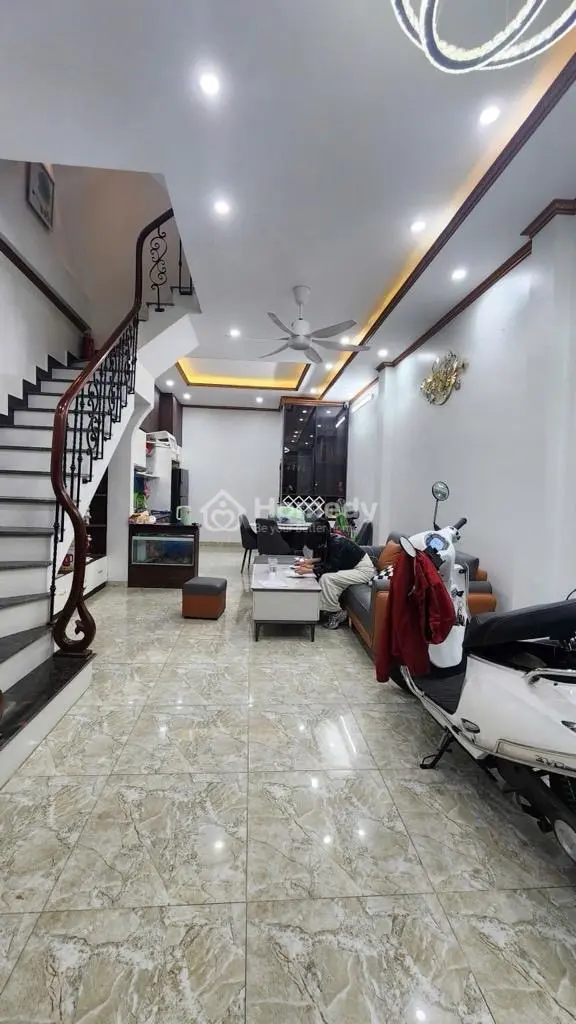 Nhà Bán Trong Ngày Phạm Ngọc Thạch 41M Dọn Vào Ở Ngay 12,2Tỷ. Oto Đỗ Cửa.