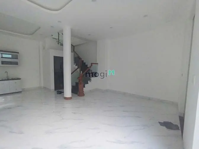 Bán Nhà Quận 2- 3 Tầng- 6Pn,Ngang Khủng 7M-Hẻm 4M-Sổ Riêng-Chỉ 6,4 Tỷ