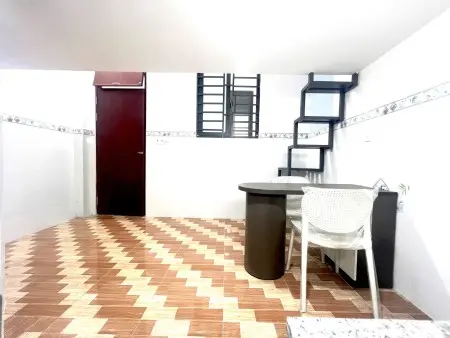 Phòng Trọ Ngay Cát Lái – Gác Cao Thoáng Mát – Full Nội Thất