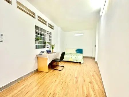 Phòng Ngủ Tách Bếp Giảm 300K/5 Tháng_Sẵn Máy Lạnh,Kệ Bếp, Free Xe+Máy Giặt Gần Công Viên Thuận Kiều