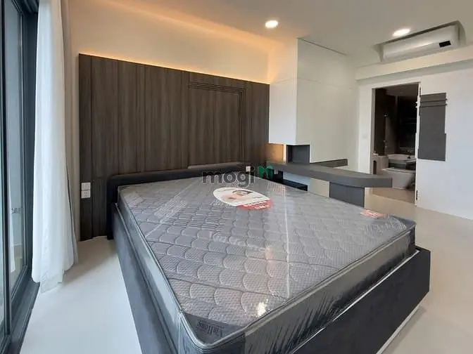 Bán Căn Hộ Oriental Plaza, Dt 80M2, 2Pn, Có Nt, Giá 3.7 Tỷ