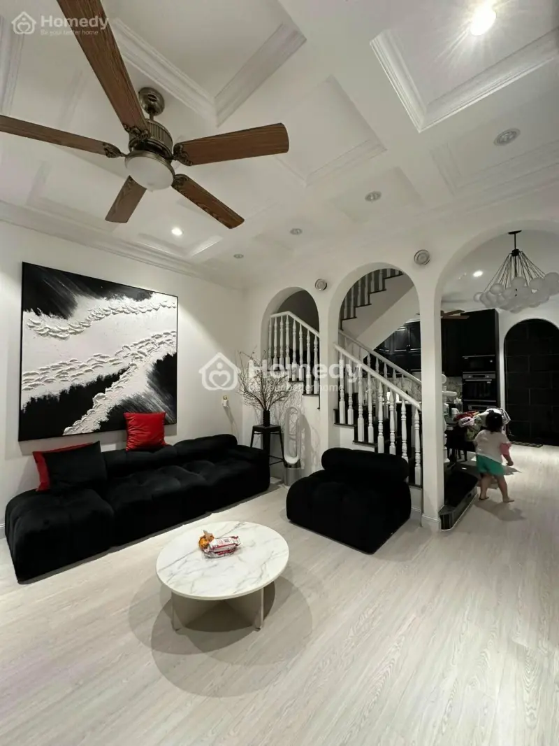 🏡 Siêu Phẩm Quận 7 – Nhà Mới, Xe Hơi Tới Cửa, Full Nội Thất!