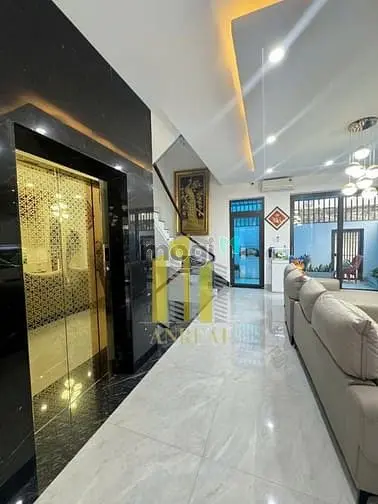 Nhà Đấy Đủ Nội Thất 5 Phòng Giá 55 Triệu - Hầm 3 Lầu