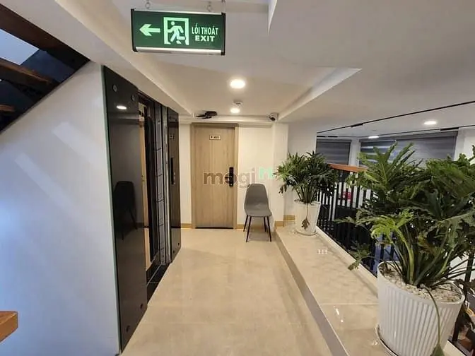 Chdv Góc 2Mt Vip, Trung Tâm Quận 1, Tôn Thất Tùng, 5 Tầng, Hđt 95Tr/Th