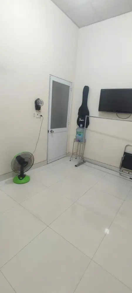 Phòng Máy Lạnh, Phòng Thường Giá Tốt Q12