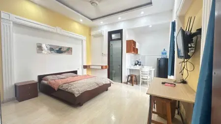 Căn Thang Máy Hầm Xe - Ngay Chợ Tân Định - Công Viên Lê Văn Tám