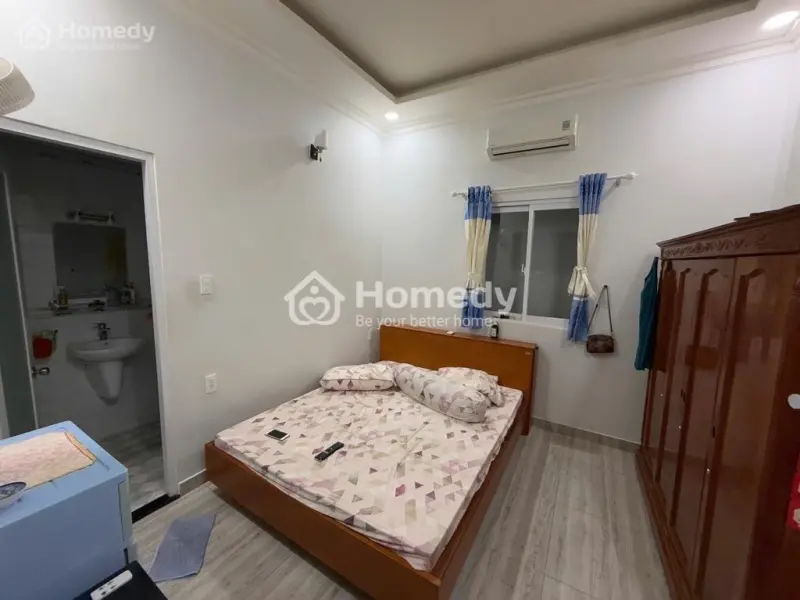 🚗 Nhà 3 Lầu, Sân Thượng, Xe Hơi Vô Tận Nhà – Chỉ Việc Xách Vali Ở!