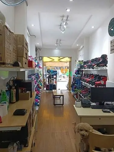 Cho Thuê Nhà Mặt Tiền Quận 10 - 3Pn - Tiện Ở Và Kinh Doanh - 18 Triệu