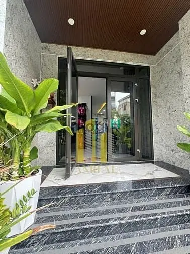 Nhà Đấy Đủ Nội Thất 5 Phòng Giá 55 Triệu - Hầm 3 Lầu