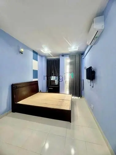 Bán Nhà Quận 2- 3 Tầng- 6Pn,Ngang Khủng 7M-Hẻm 4M-Sổ Riêng-Chỉ 6,4 Tỷ