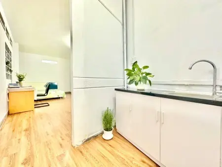 Phòng Ngủ Tách Bếp Giảm 300K/5 Tháng_Sẵn Máy Lạnh,Kệ Bếp, Free Xe+Máy Giặt Gần Công Viên Thuận Kiều