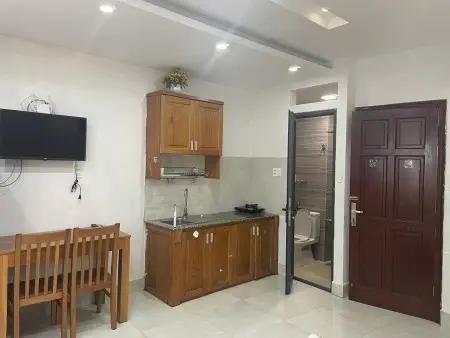 Phòng Trọ Cửa Sổ Lớn - Tách Bếp Quận 3 Gần Công Viên 23/9, Ngã Sáu Cộng Hoà