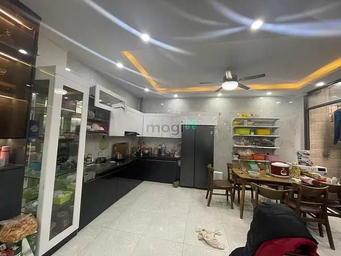 6066738 ảnh đại diện 1