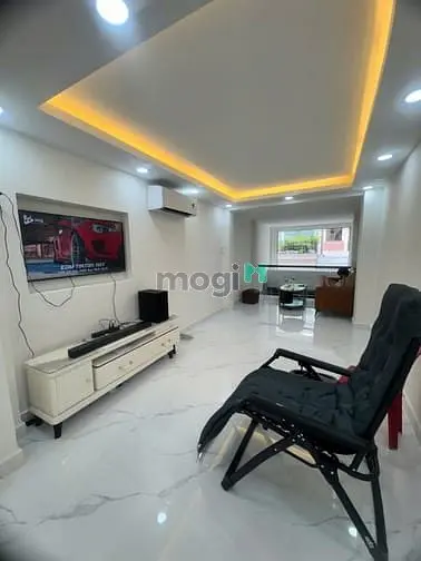 Nhà Đẹp Mt Nhật Tảo P8 Q10 4 Tầng Btct Gần Ngã Tư Nguyễn Tri Phương