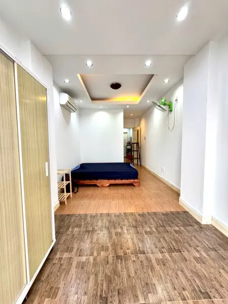 Chính Chủ Cho Thuê Phòng Ban Công - Ngay Trung Tâm Quận 1 - Gần Chợ Đakao - Tân Định - Cầu Bông