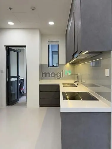 Bán Căn Hộ Sài Gòn Airport Plaza, Dt 95M2, 2Pn, Full Nt, Giá 7,139 Tỷ