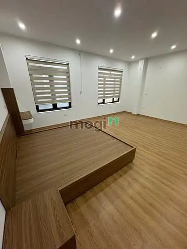 Bán Nhà Định Công Hạ 4 Tầng 43M2 , Mặt Tiền 6M , Ô Tô Đỗ Cổng 8,9 Tỷ